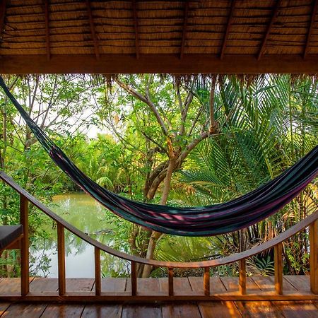 Retro Kampot Guesthouse Dış mekan fotoğraf
